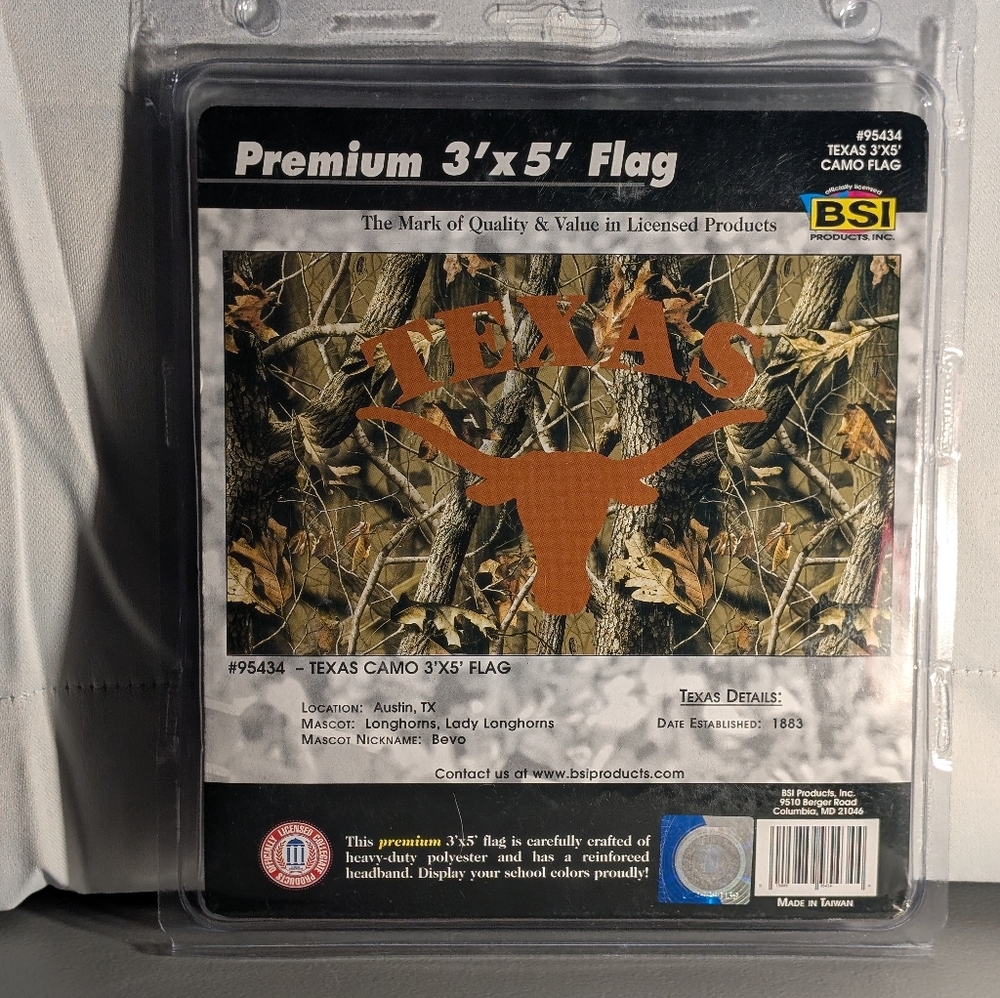 Texas Longhorns Officially Licensed Camouflage Team Flag